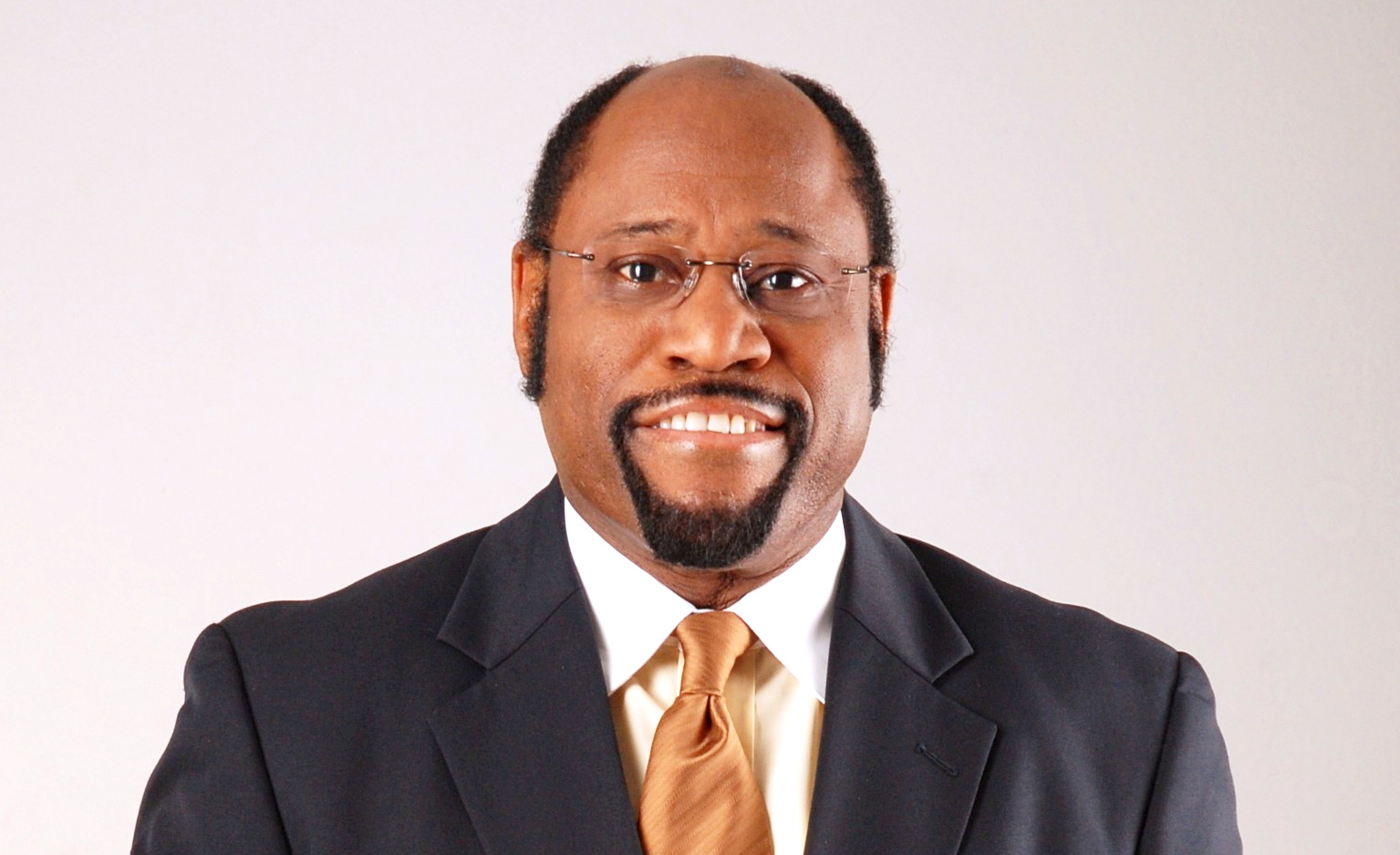 Dr Myles Munroe